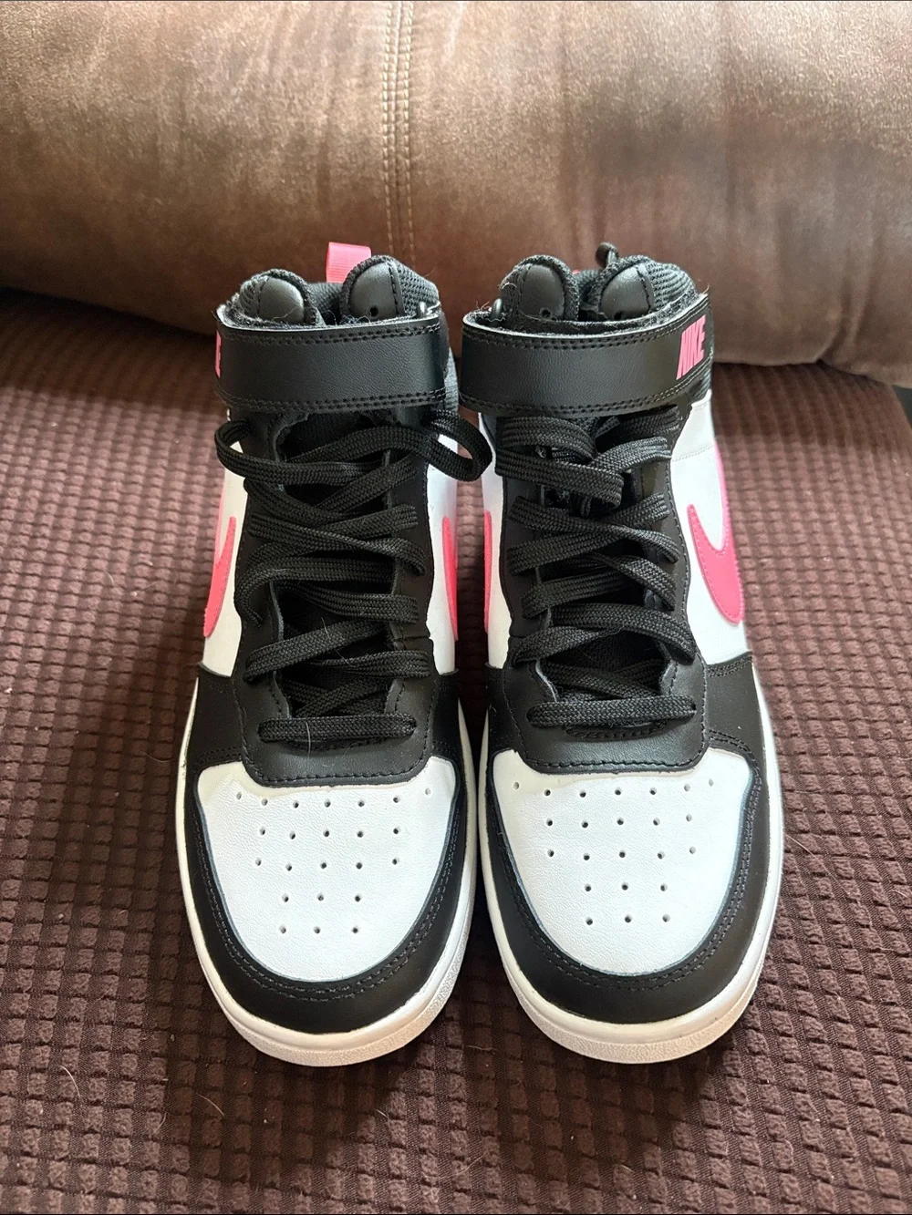 Nike Kids High-Top Sneakers in Black, White & Pink